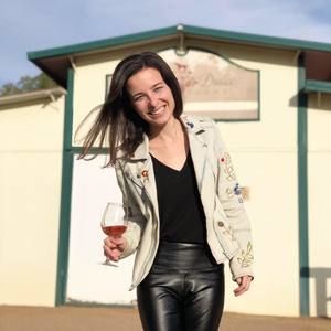 Meet your Posher, Justine